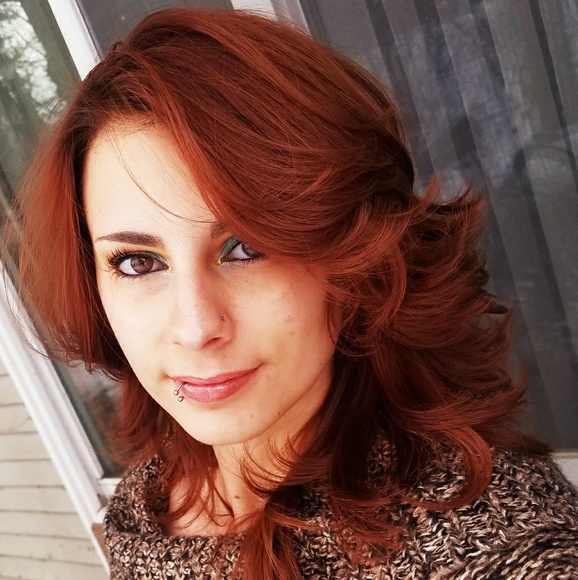 Meet your Posher, Rebecca - Picture 1 of 1